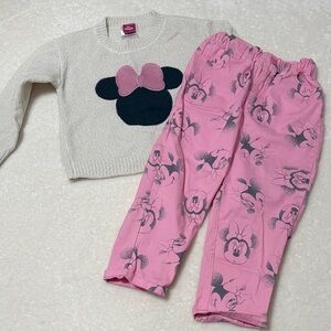 NWOT Disney Minnie Mouse Outfit. Size 3T